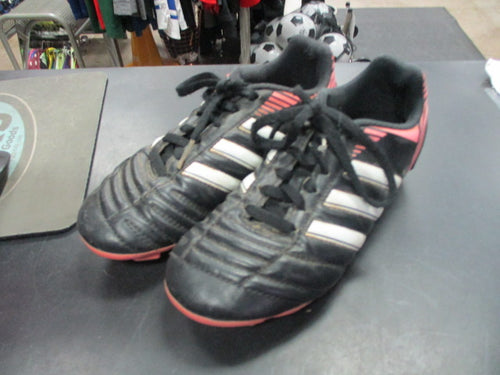 Used Adidas Soccer Cleats Size 2