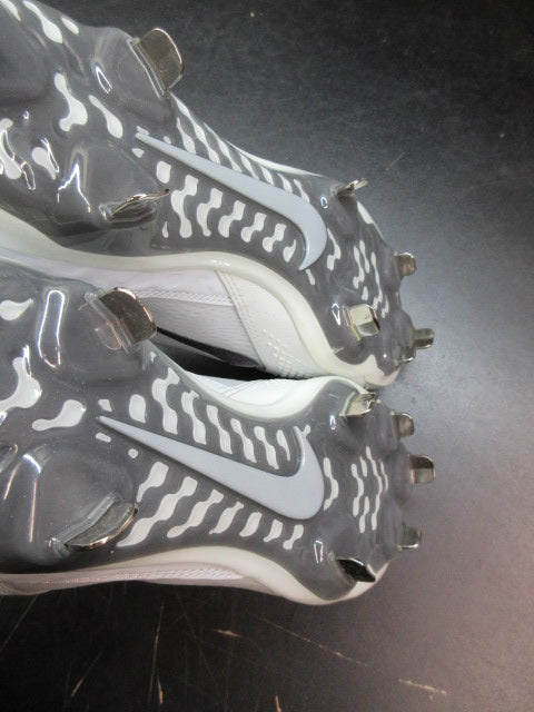 Nike Women's Hyperdiamond 4 Elite Softball Cleats - Size 9
