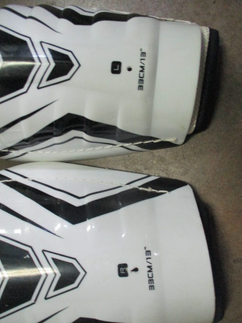 Load image into Gallery viewer, Used CCM LTP 13&quot; Hockey Shin Pads
