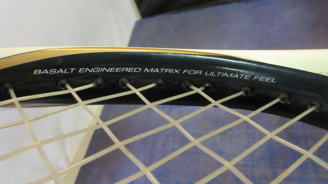 Load image into Gallery viewer, Used Wilson BLX Tempest.Four 27&quot; Tennis racquet - slight wear
