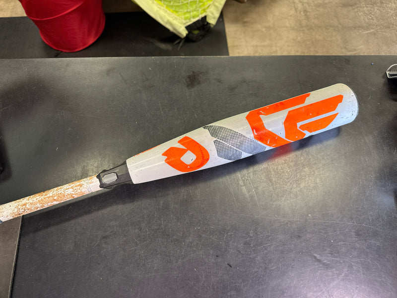 Load image into Gallery viewer, Used Demarini CF CB5-21 USSSA Baseball Bat 30 in 25 oz -5
