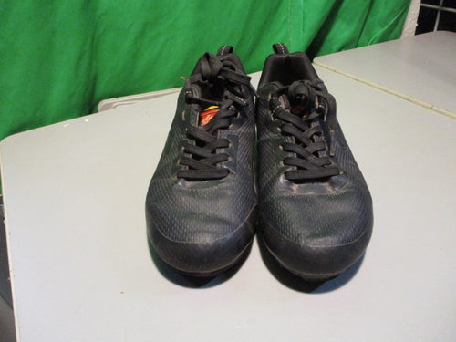 Used Rawlings Cool Flo Size 2 Baseball Cleats