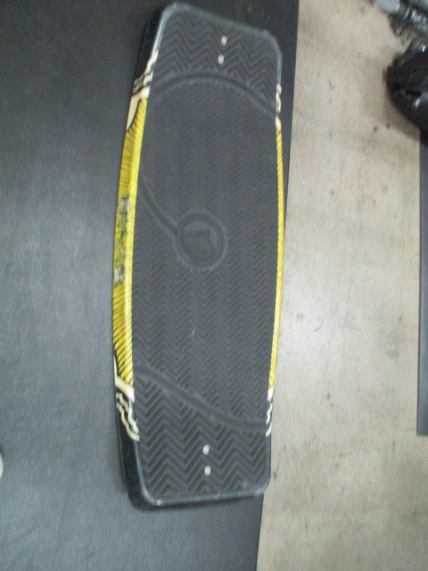 Used Liquid Force Signal 40