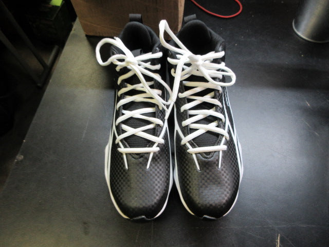 Load image into Gallery viewer, Used Under Armour Spotlight Hammer RM Football Cleats - Size Youth 6
