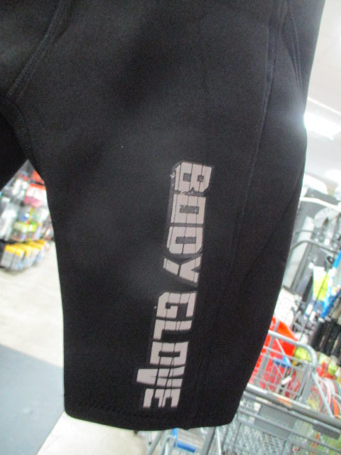 Used Body Glove 2/1MM Junior 8 Shorty Wetsuit