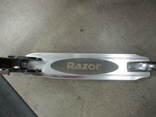 Used Razor Scooter Foldable (Bent)
