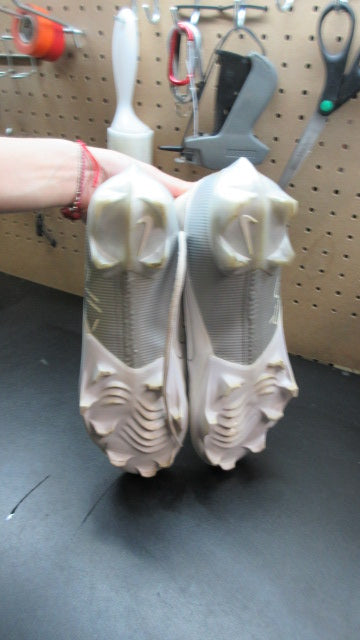 Used Nike Vapor Football Cleats - Size 10.5