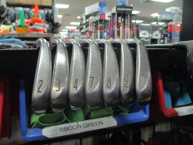 Load image into Gallery viewer, Used Titleist DCI 962 ( 2, 3, 4, 7, 8, 9, PW ) 7 pc Set
