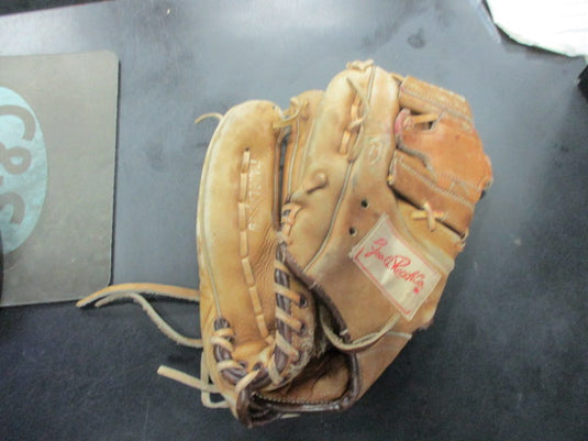 Used Vintage Geo A Reach Co Leather Glove - NEEDS RELACE