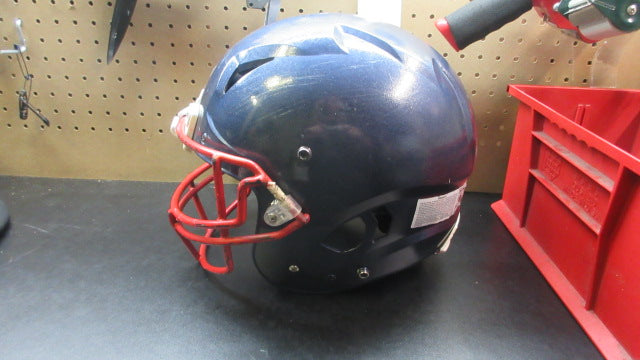 Load image into Gallery viewer, Used Schutt Vengeance Pro Varsity XL W/O Jaw Pads
