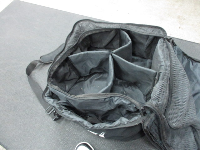 Load image into Gallery viewer, Used Select 4 Ball Soccer Ball Bag
