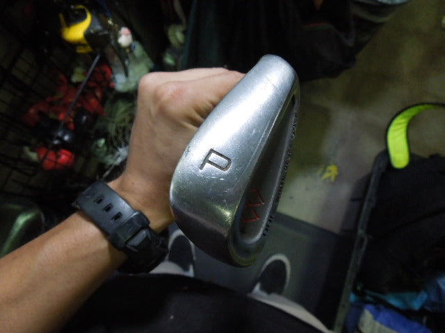 Load image into Gallery viewer, Used White Bluff Golf DDI 8 pc Right Hand Iron Set 3-9i and Pw
