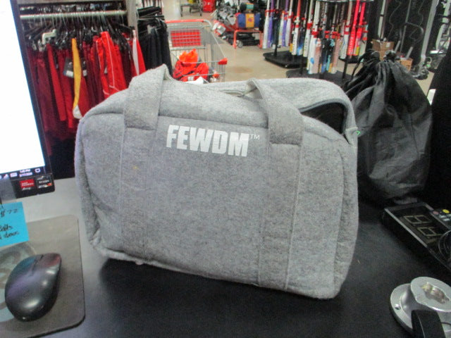 Load image into Gallery viewer, Used Omni Ball Body weight training equipment with FEWDM Bag
