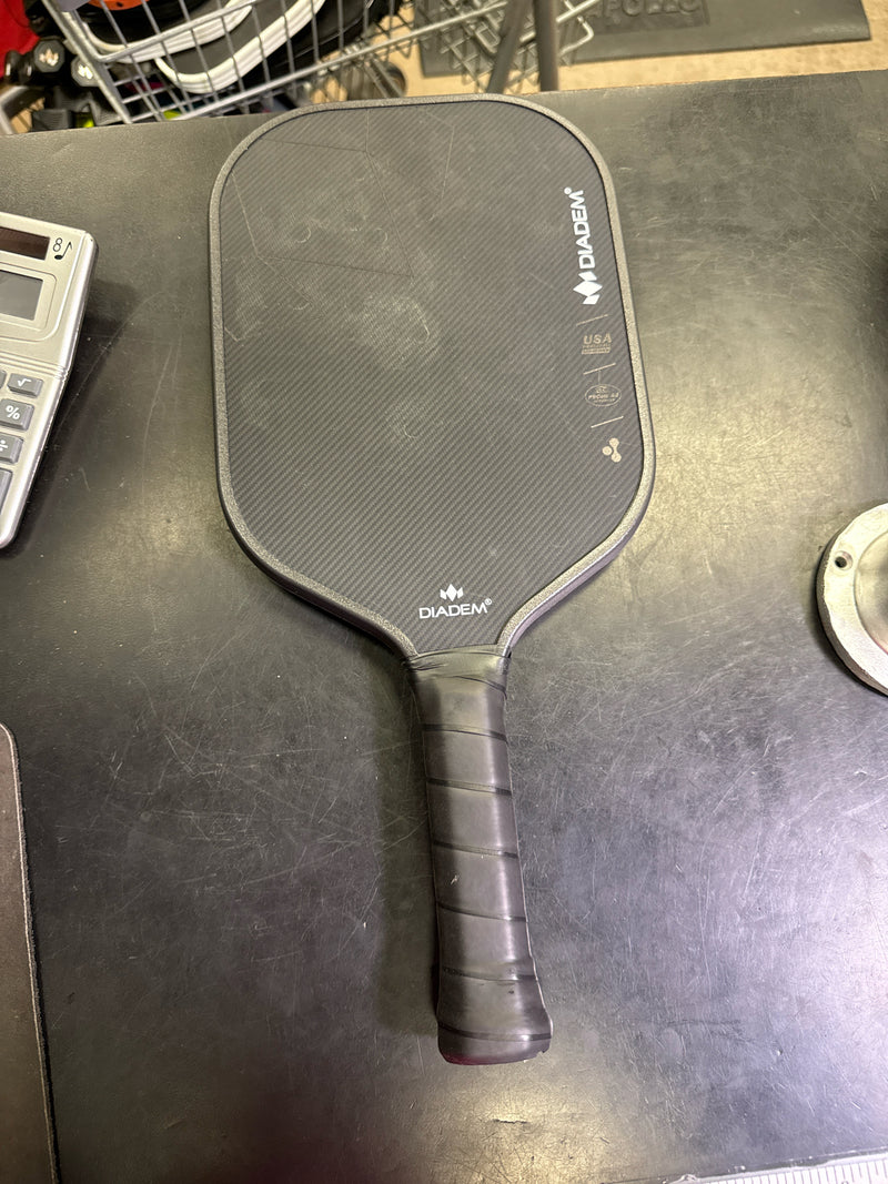 Load image into Gallery viewer, Used Diadem Warrior Blucore 16 Pro Pickleball Paddle DEMO
