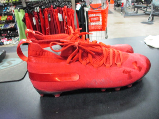 Used Under Armour UA Spotlight Size 8 Cleats