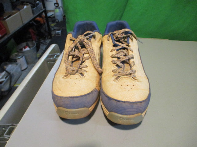 Load image into Gallery viewer, Used Mizuno 9 Spike Size 8 Metal Cleats
