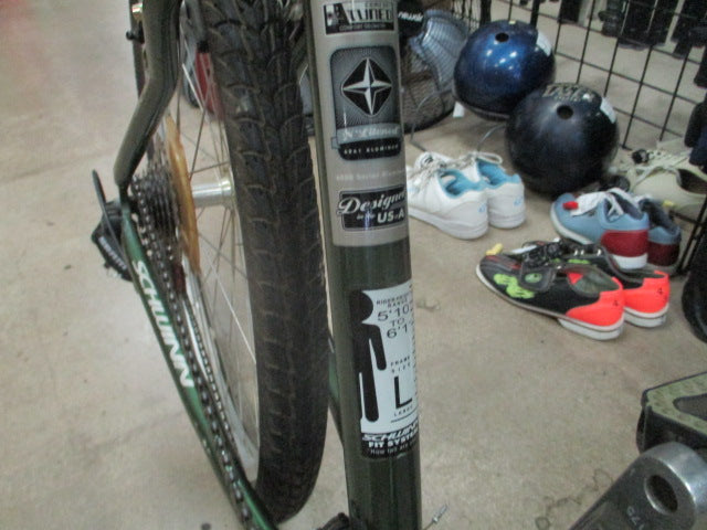 Load image into Gallery viewer, Used Schwinn Sierra GS 26" 21 Speed Large Frame Mountain Bike
