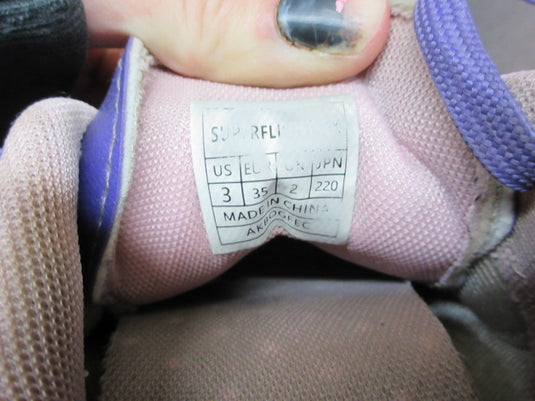 Used Dream Pairs Soccer Cleats - Size 3