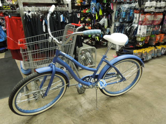 Load image into Gallery viewer, Used Huffy Cranbrook Women Perfect Frame 26" Beach Cruiser
