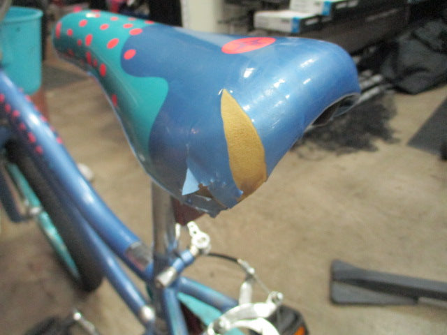 Load image into Gallery viewer, Used Schwinn Breeze 18" 1 Speed Kids Bike
