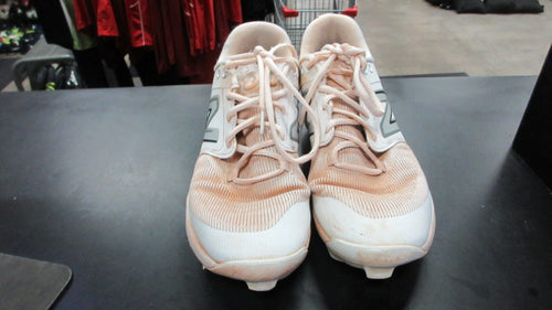 Used New Balance 3000 Size 8.5 Baseball Cleats