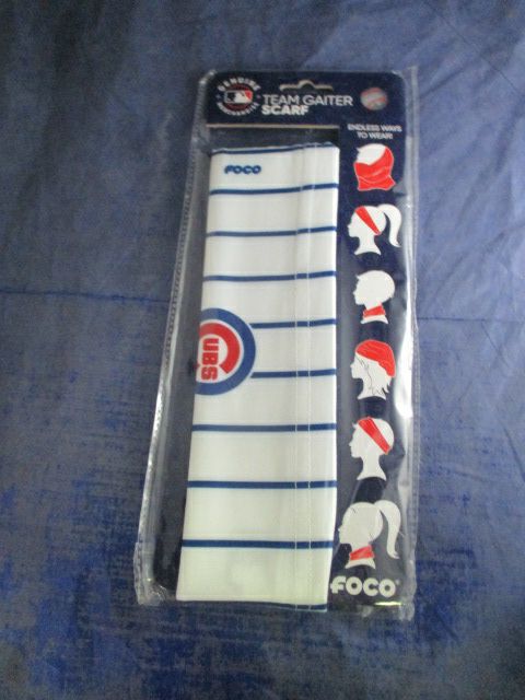 Load image into Gallery viewer, MLB Team Gaiter Scarf - Chicago Cubs - Like New
