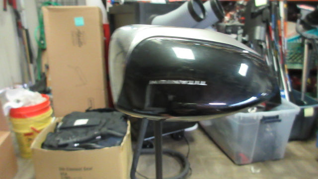 Load image into Gallery viewer, Used TaylorMade R5 80 9.5 Deg Driver - RH - small wear
