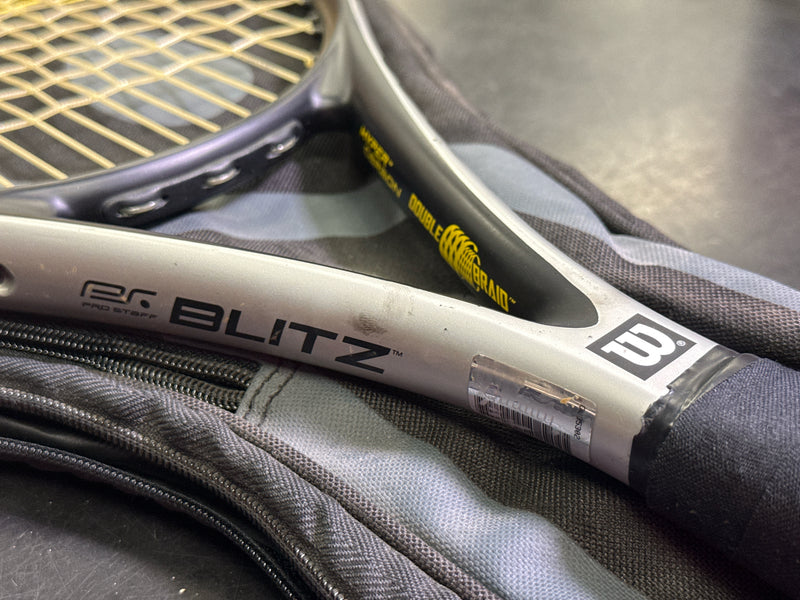 Load image into Gallery viewer, Used Wilson Pro Staff Blitz Hyper Carbon 27"
