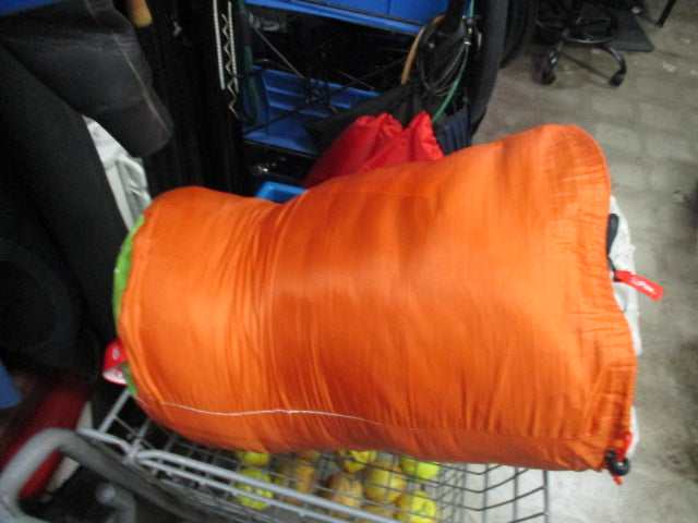 Load image into Gallery viewer, Used Coleman Montauk 20 Deg F Sleeping Bag
