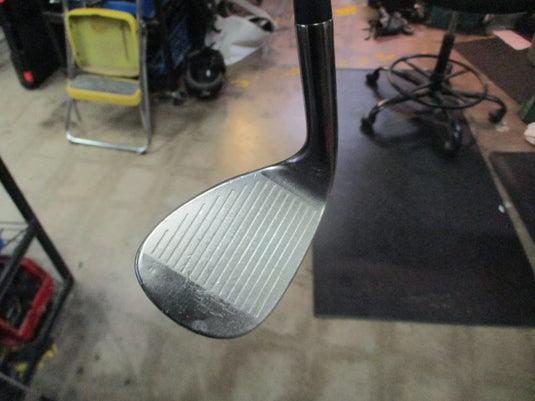 Used taylormade 8 Deg Bounce RAC 52 Deg RH Wedge