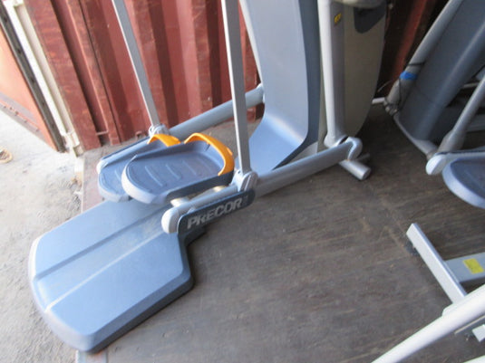 Used Precor AMT 100i Adaptive Motion Trainer 4 Way Low Impact Cardio Machine