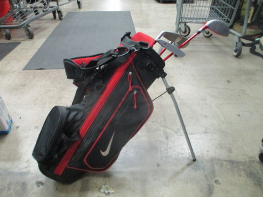 Used Nike VRS Jr. 4pc Golf Set with Bag With Putter, SW, 7W and Driver