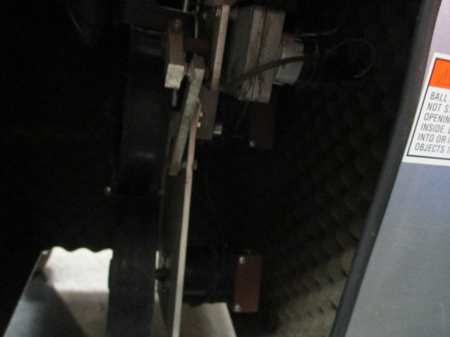 Load image into Gallery viewer, Used Sports Tutor Shotmaker Deluxe Tennis Ball machine
