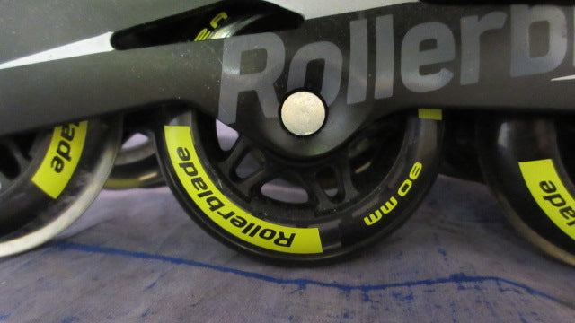 Load image into Gallery viewer, Used Rollerblade Macroblade 80 Rollerblades Adult Size 8
