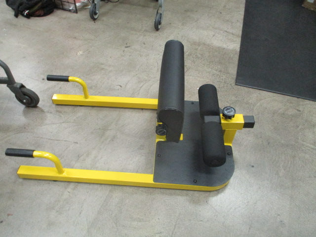Load image into Gallery viewer, Used Soozier Sissy Squat Bench
