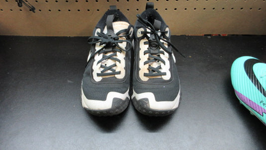 Used Nike Air Diamond Varsity Turf Shoes - Size 7.5