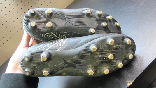 Used Puma Soccer Cleats - Size 6
