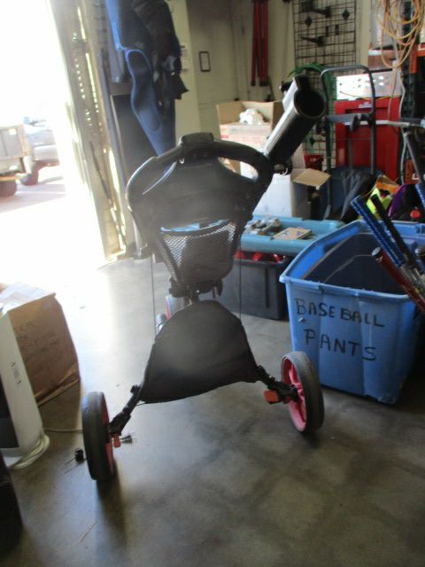 Load image into Gallery viewer, Used Caddytek EZ Fold 3 Push Cart
