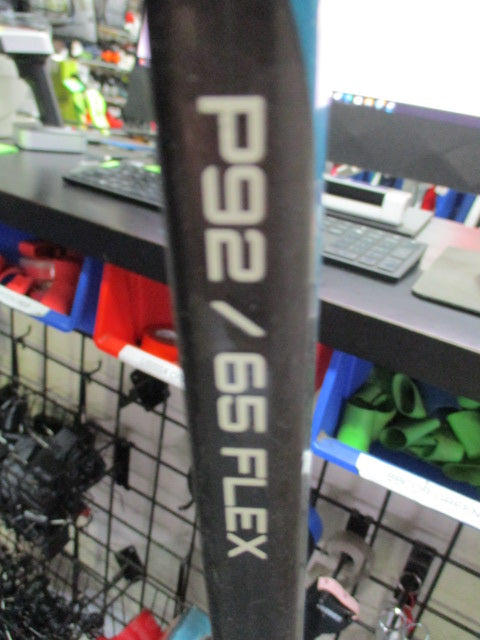 Load image into Gallery viewer, Used Bauer Nexus P92/65 Flex Hockey Stick

