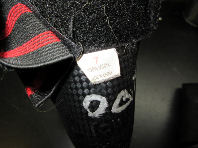 Load image into Gallery viewer, Used ATA Sparring Shoes - Size 7
