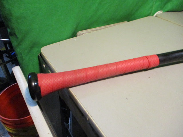 Load image into Gallery viewer, Used Juiced JB45 Strawberry Drip  Hard Maple 33&quot; Wood Bat
