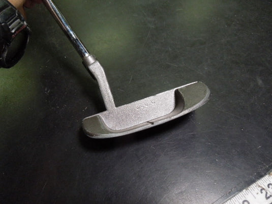 Used Knight InTech 5 Right Hand 33" Putter