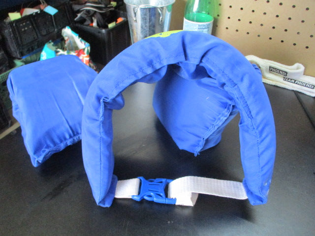 Load image into Gallery viewer, Used Puddle Jumper Flotation Vest w/ Arm Bands 30-50lbs
