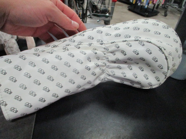 Load image into Gallery viewer, Used R55 Golf Head Cover
