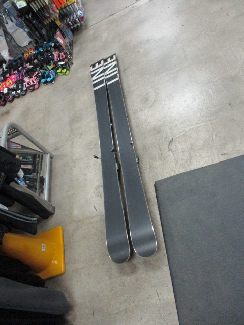 Load image into Gallery viewer, Used Line Prophet Size 172 Downhill Skis W/ Rossignol Bindings
