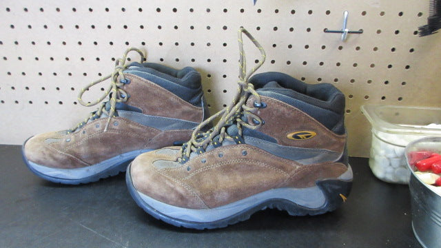 Load image into Gallery viewer, Used Hi-Tec Men's Cape Trail Waterproof Hiking Boots - Size 10
