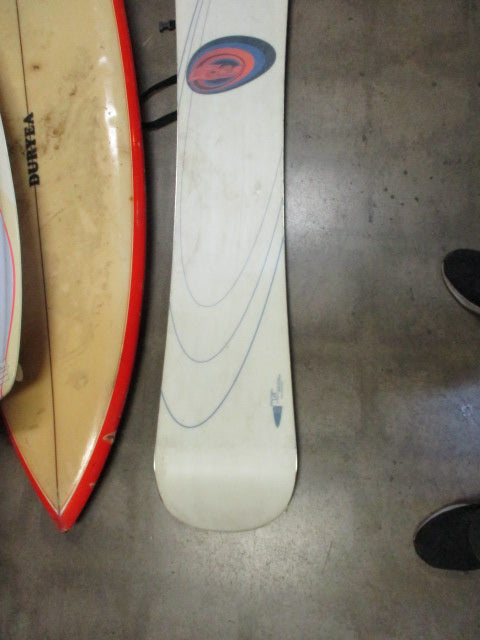 Load image into Gallery viewer, Used REV Directional 148Cm Snowboard W K2 Clicker bindings

