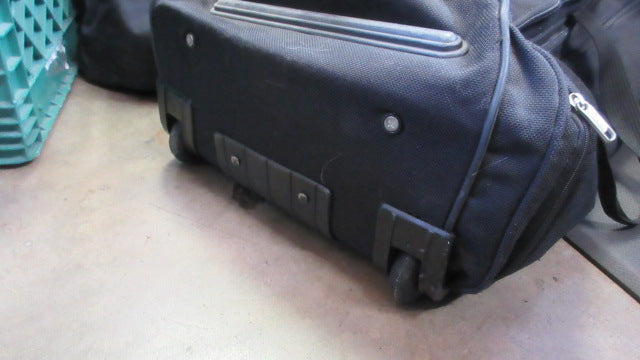 Load image into Gallery viewer, Used Travel Pro Standard Register Ping Rolling Duffle Bag
