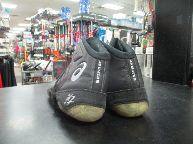 Load image into Gallery viewer, Used Asics JB Elite III Wrestling Shoes Size 9
