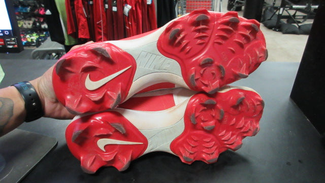 Load image into Gallery viewer, Used Nike Trout CC6 Size 8.5 Cleats
